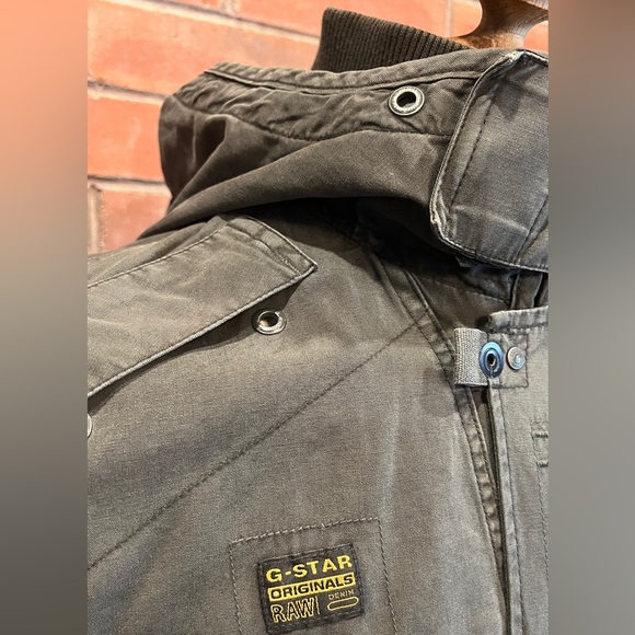 G-Star Men’s LARGE Overshirt (light jacket). Worn green. Great detailing. - Picture 2 of 7